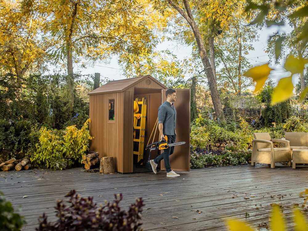 Keter Darwin braun – Gartenhaus Schuppen – mit Seitenfenster – 125×184.5×205 cm