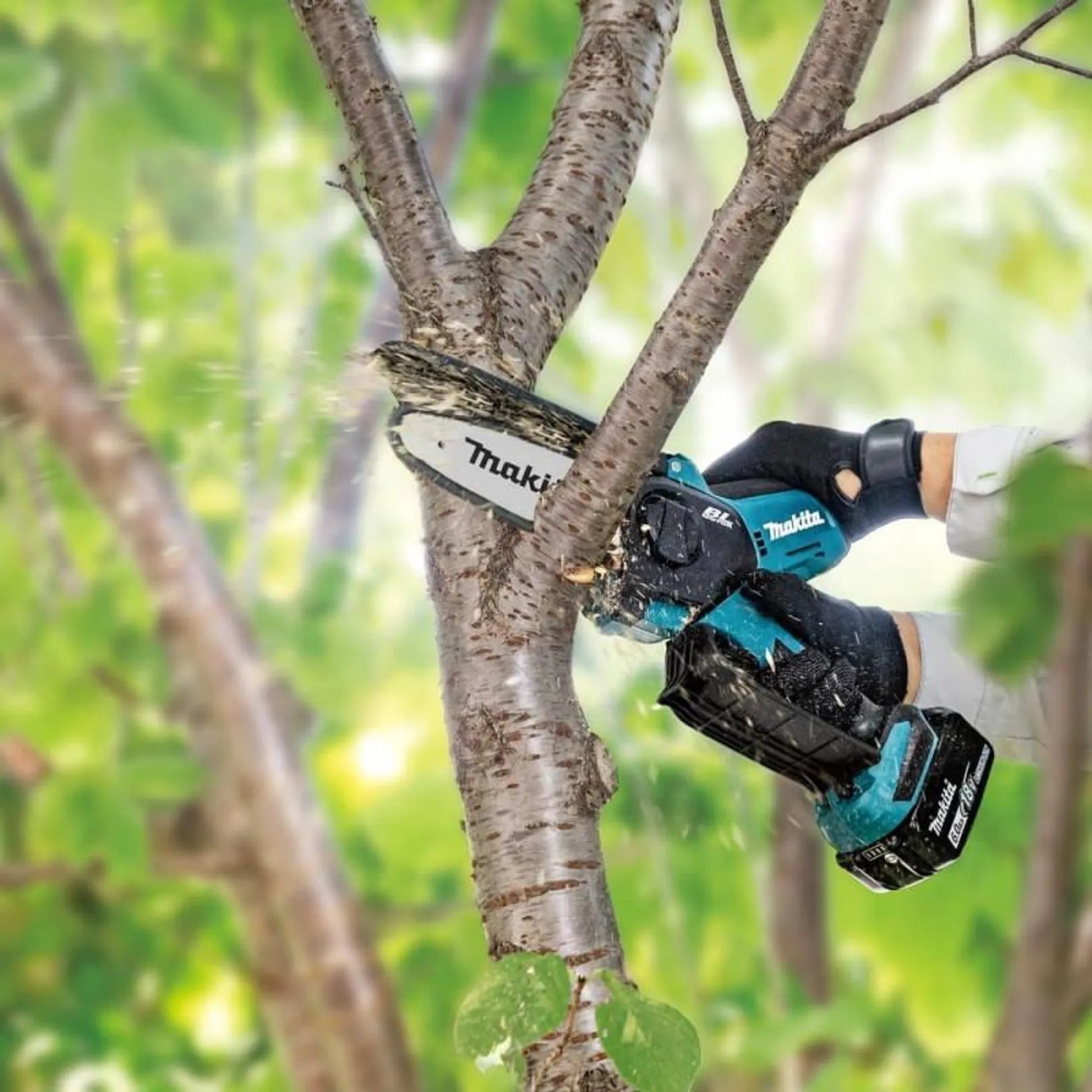 Makita DUC150Z01 Akku-Astsäge 15cm Solo 18V Li-Ion ohne Akku/Ladegerät