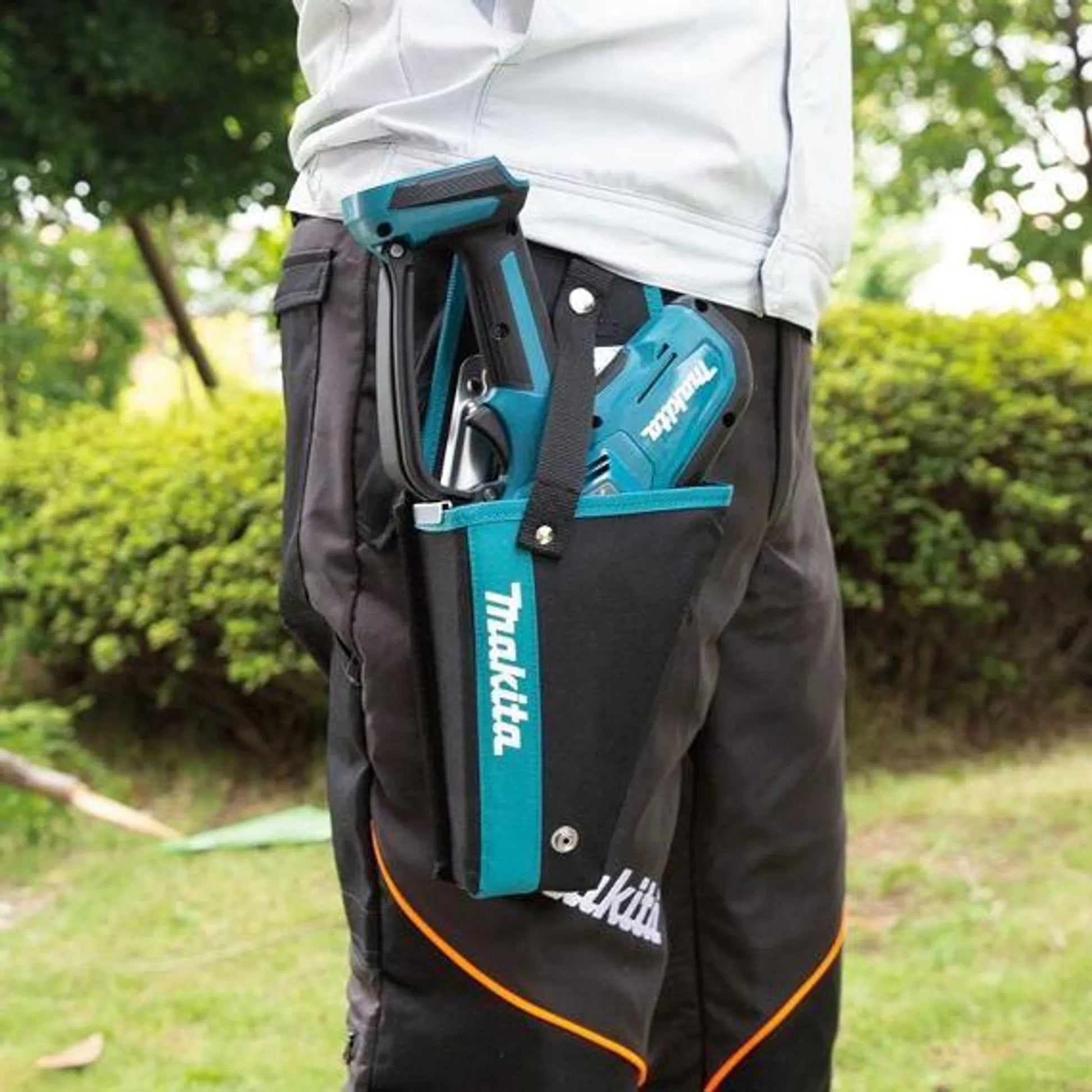 Makita DUC150Z01 Akku-Astsäge 15cm Solo 18V Li-Ion ohne Akku/Ladegerät