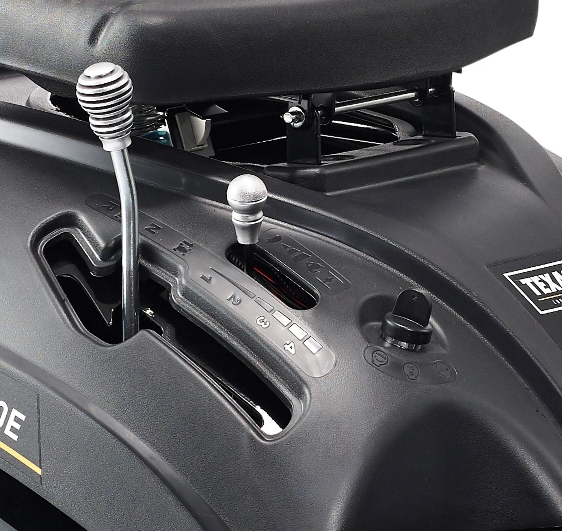 TEXAS Rasenmäher Traktor Rasentraktor Aufsitzmäher Rider 6110E 196cm³ E-Start